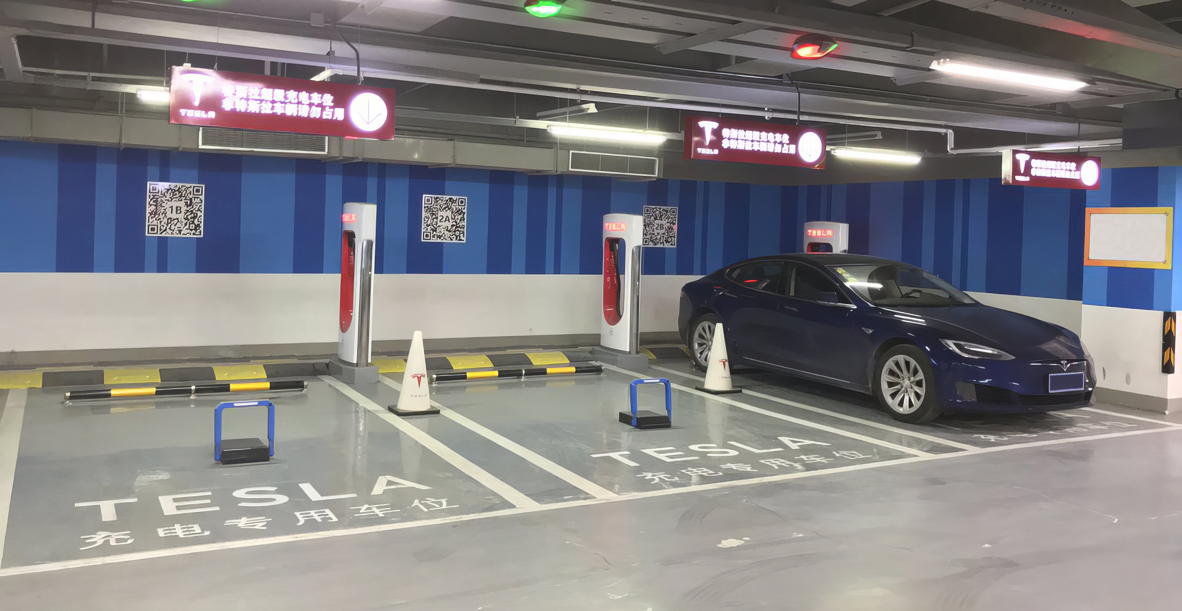 Kit di parcheggio intelligente con controller OCPP per caricabatterie EV